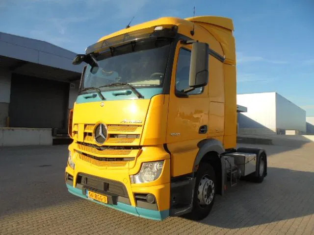 Mercedes-Benz Actros 1840 - Tegljač: slika 1 Mercedes-Benz Actros 1840 - Tegljač: slika 1