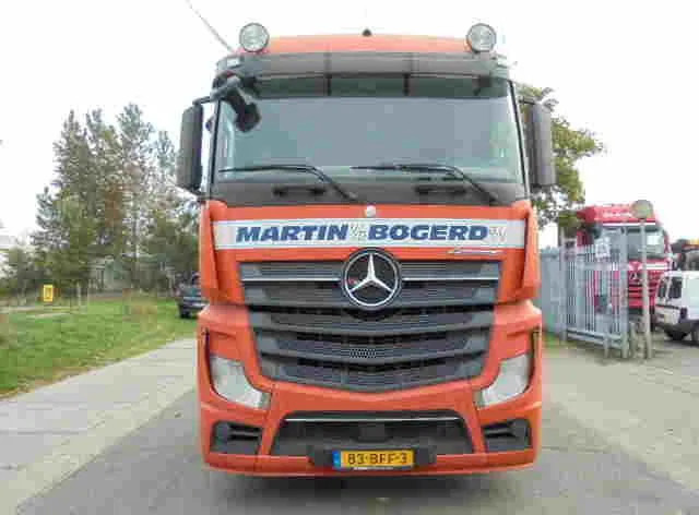 Mercedes-Benz Actros 1840 EURO 6 - Tegljač: slika 2 Mercedes-Benz Actros 1840 EURO 6 - Tegljač: slika 2