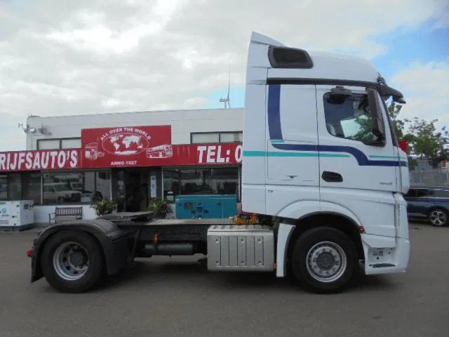 Tegljač Mercedes-Benz Actros 1943 LS EUR6: slika 7