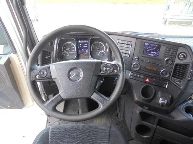 Tegljač Mercedes-Benz Actros 1943 LS EUR6: slika 18