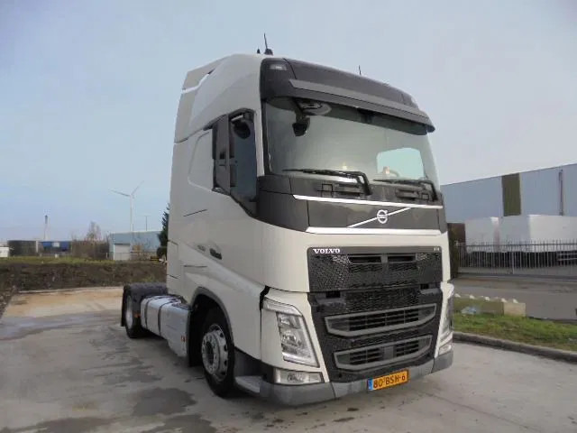 Volvo FH 420 MEGA NL TRUCK APK /TUV 01-05-2026 - Tegljač: slika 3 Volvo FH 420 MEGA NL TRUCK APK /TUV 01-05-2026 - Tegljač: slika 3