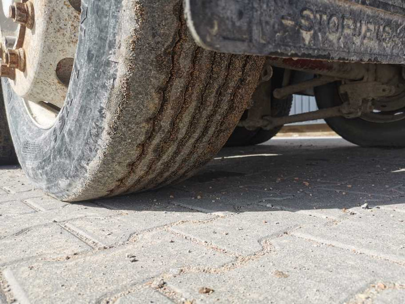 Kamion sa tovarnim sandukom Iveco Turbostar 240-36 platform truck: slika 12