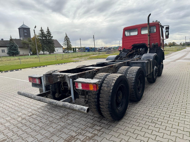 Mercedes-Benz 3234 - Kamion sa golom šasijom i zatvorenom kabinom: slika 3 Mercedes-Benz 3234 - Kamion sa golom šasijom i zatvorenom kabinom: slika 3