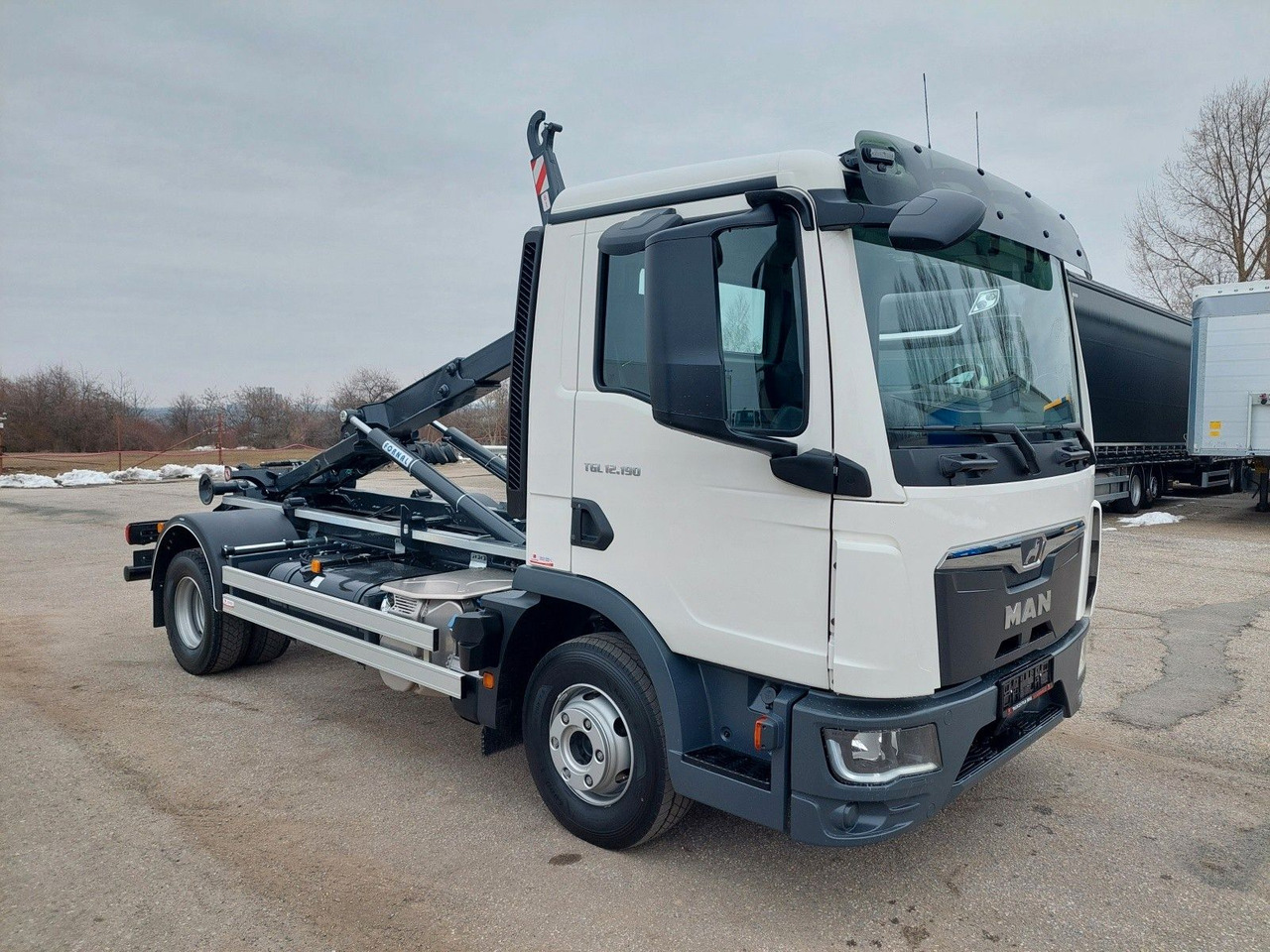 MAN TG3 TGL 12.190 BB 4x2 - Kamion sa hidrauličnom kukom: slika 2 MAN TG3 TGL 12.190 BB 4x2 - Kamion sa hidrauličnom kukom: slika 2