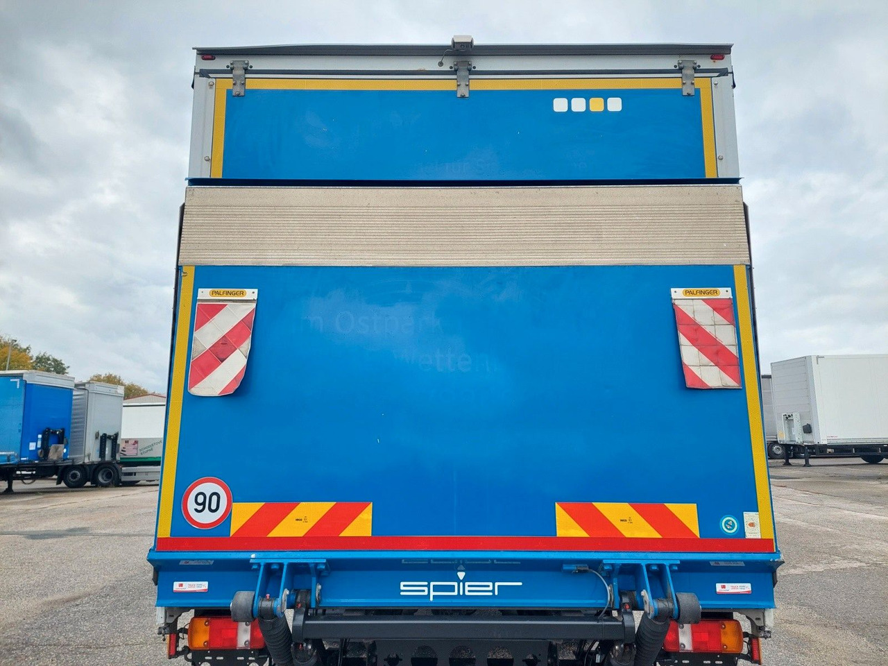 MAN TGL 12.250 BL 4x2 - Kamion sa ceradom: slika 5 MAN TGL 12.250 BL 4x2 - Kamion sa ceradom: slika 5