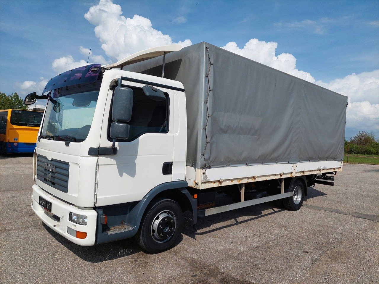 MAN TGL 8.180 4X2 BL - Kamion sa ceradom: slika 1 MAN TGL 8.180 4X2 BL - Kamion sa ceradom: slika 1
