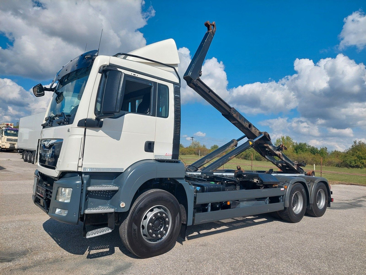 MAN TGS 26.440 BL Meiller RK 20.65 6x4 - Kamion sa hidrauličnom kukom: slika 1 MAN TGS 26.440 BL Meiller RK 20.65 6x4 - Kamion sa hidrauličnom kukom: slika 1