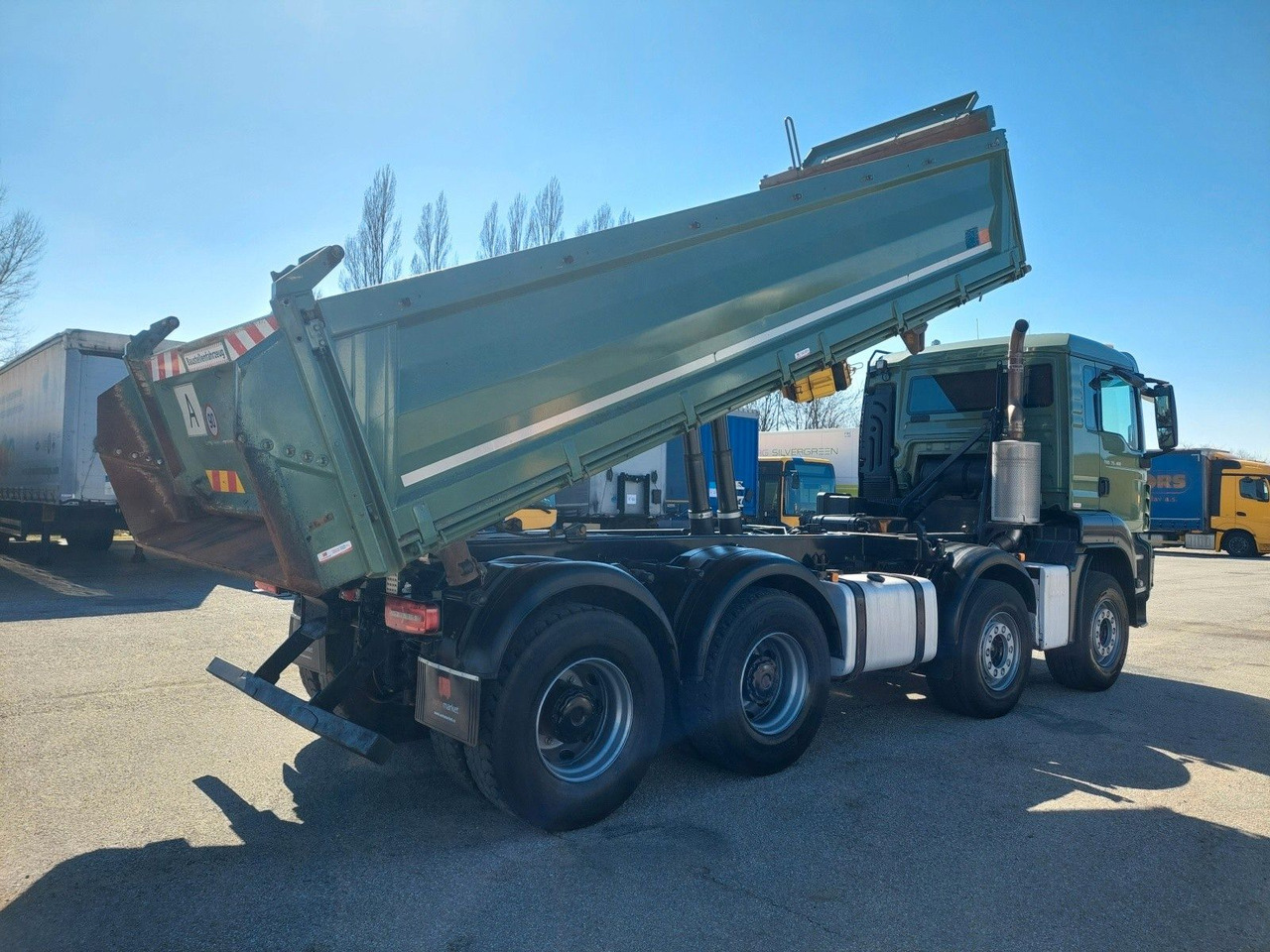 MAN TGS 35.460 BB Meiller Bordmatik 8x4 - Istovarivač: slika 4 MAN TGS 35.460 BB Meiller Bordmatik 8x4 - Istovarivač: slika 4