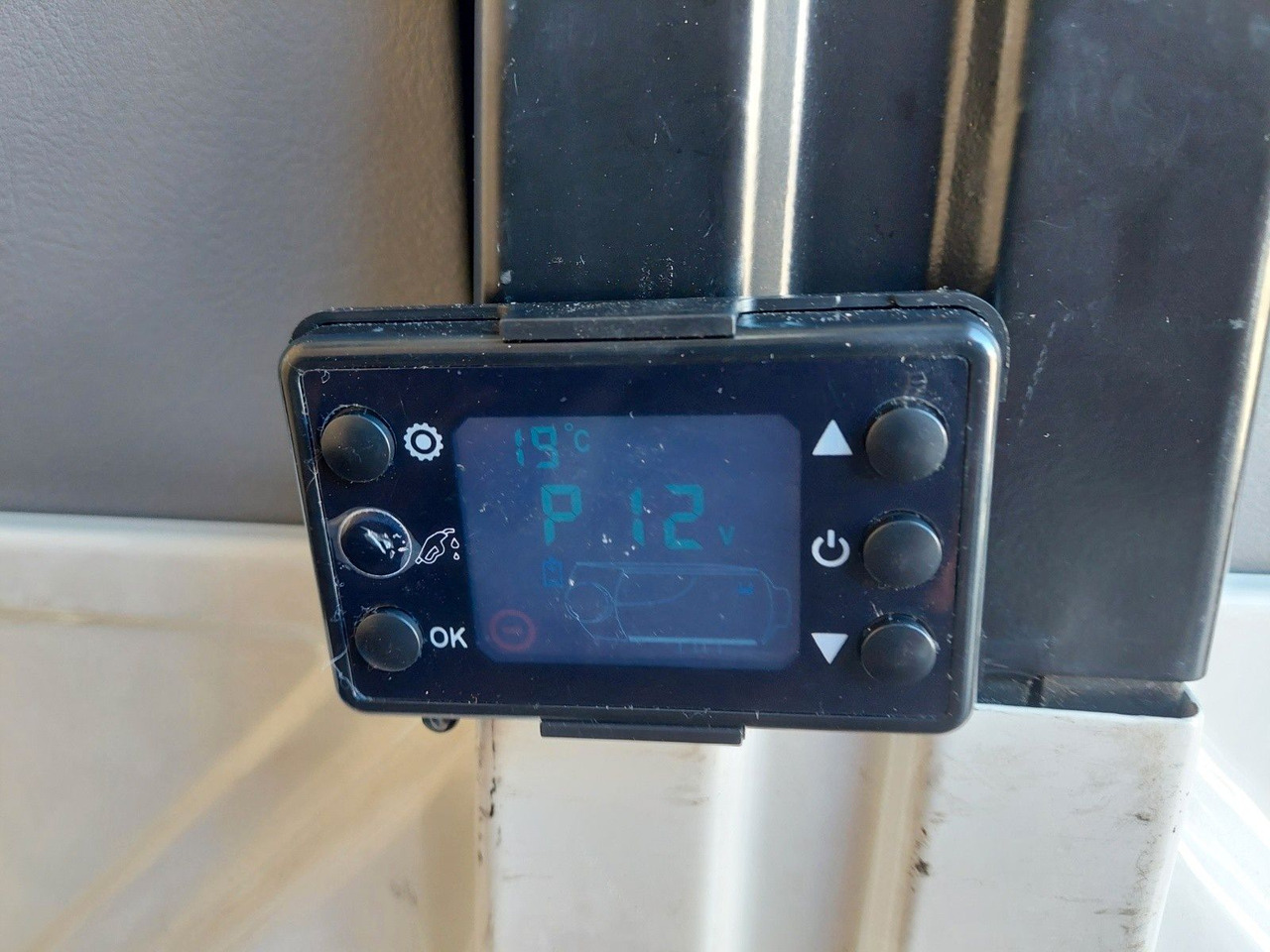 Dostavno vozilo sa zatvorenim sandukom Volkswagen LT Kasten-Kombi 35 L2H2 Hochraum: slika 12