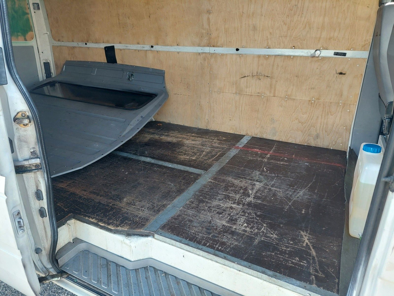 Dostavno vozilo sa zatvorenim sandukom Volkswagen LT Kasten-Kombi 35 L2H2 Hochraum: slika 10