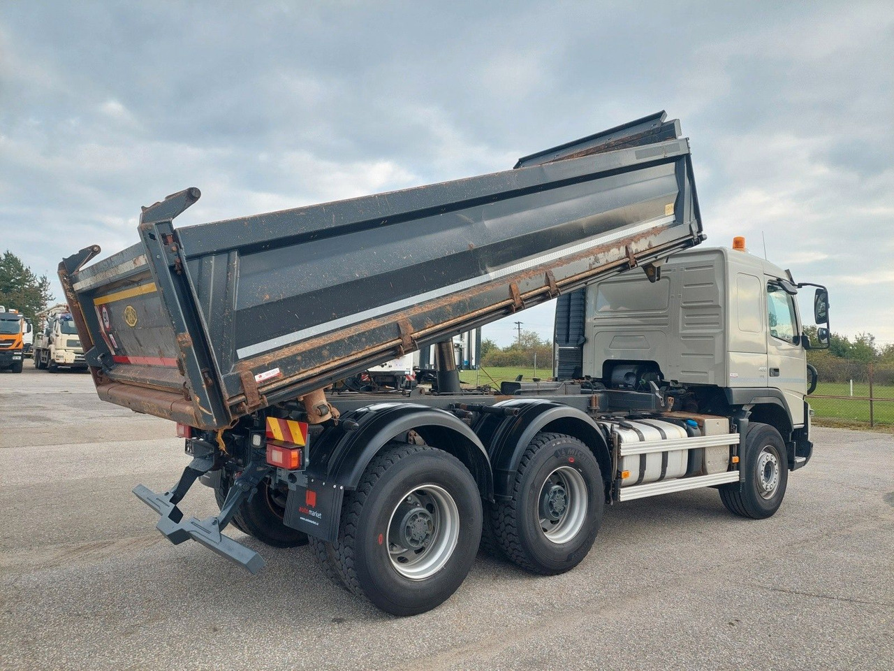 Volvo FMX 460 Meiller Bordmatik 6x4 - Istovarivač: slika 4 Volvo FMX 460 Meiller Bordmatik 6x4 - Istovarivač: slika 4