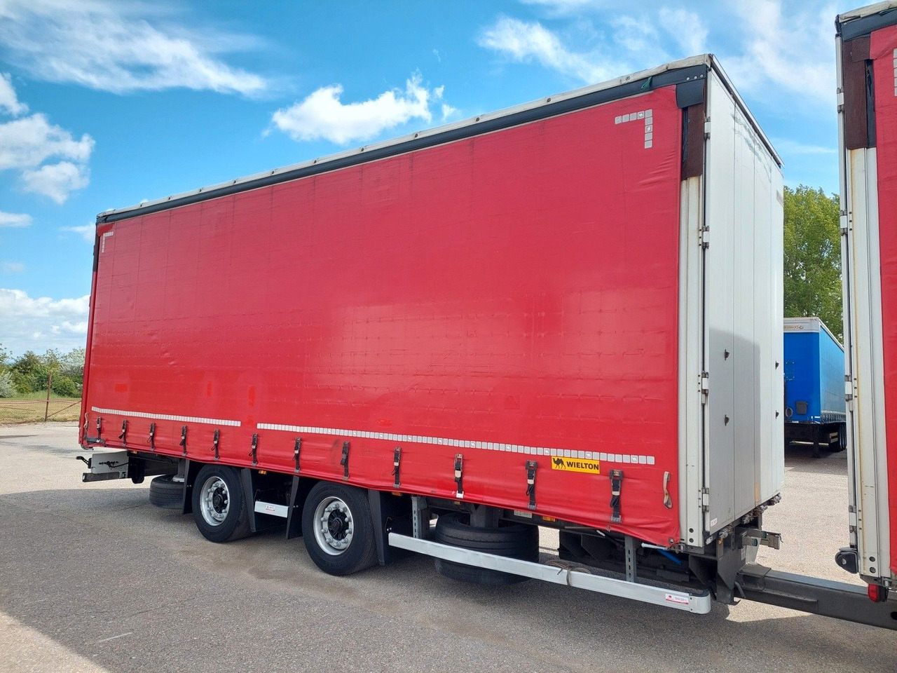 Wielton PC2K tandem Durchbar - Prikolica sa ceradom: slika 2 Wielton PC2K tandem Durchbar - Prikolica sa ceradom: slika 2