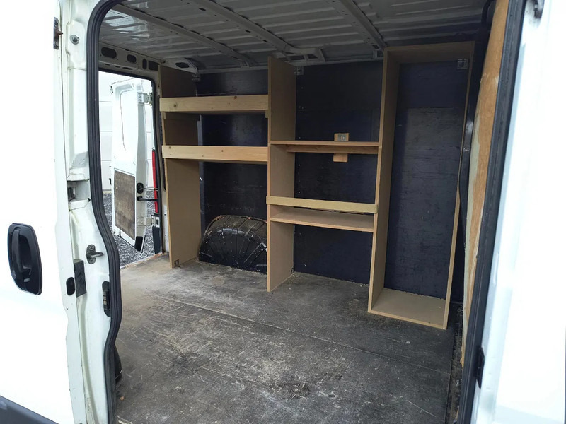 Lizing Citroën Jumper 2012 - 141000 KM - *FOR EXPORT OUTSIDE EU* Citroën Jumper 2012 - 141000 KM - *FOR EXPORT OUTSIDE EU*: slika 13 Lizing Citroën Jumper 2012 - 141000 KM - *FOR EXPORT OUTSIDE EU* Citroën Jumper 2012 - 141000 KM - *FOR EXPORT OUTSIDE EU*: slika 13