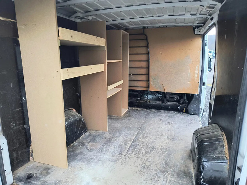 Lizing Citroën Jumper 2012 - 141000 KM - *FOR EXPORT OUTSIDE EU* Citroën Jumper 2012 - 141000 KM - *FOR EXPORT OUTSIDE EU*: slika 15 Lizing Citroën Jumper 2012 - 141000 KM - *FOR EXPORT OUTSIDE EU* Citroën Jumper 2012 - 141000 KM - *FOR EXPORT OUTSIDE EU*: slika 15