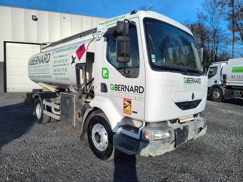 Renault Midlum 210 CARBURANT / FUEL 10500L - 3 COMP - Kamion cisterna: slika 3 Renault Midlum 210 CARBURANT / FUEL 10500L - 3 COMP - Kamion cisterna: slika 3