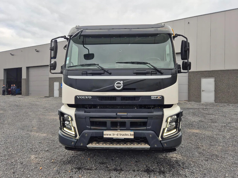 Volvo FMX 410 15000L INSULATED INOX TANK - 3 COMP (!) - Kamion cisterna: slika 2 Volvo FMX 410 15000L INSULATED INOX TANK - 3 COMP (!) - Kamion cisterna: slika 2