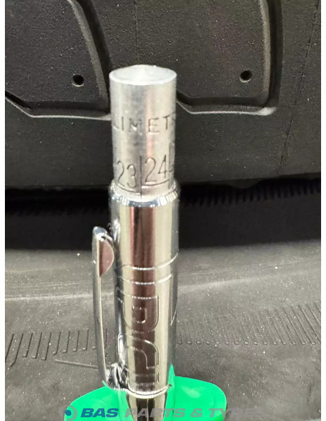 Continental Continental 315/80R22.5 Scandinavia HD3 156/150 M+S 3PMSF gebruikte set - Guma za Kamion: slika 3 Continental Continental 315/80R22.5 Scandinavia HD3 156/150 M+S 3PMSF gebruikte set - Guma za Kamion: slika 3