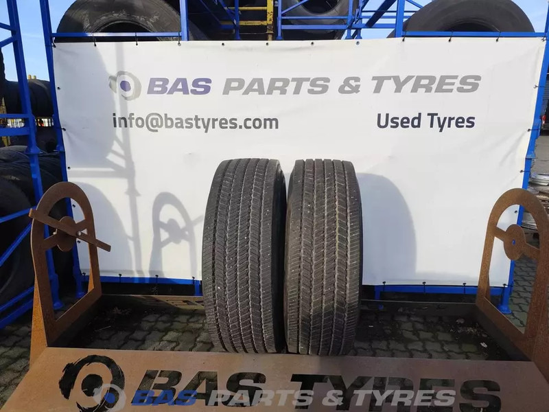 Continental Continental 385/65R22.5 Scandinavia HS3 164 K M+S 3PMSF gebruikte set - Guma za Kamion: slika 1 Continental Continental 385/65R22.5 Scandinavia HS3 164 K M+S 3PMSF gebruikte set - Guma za Kamion: slika 1