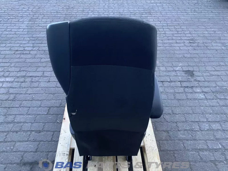 DAF CF Euro 6 - Sedište za Kamion: slika 3 DAF CF Euro 6 - Sedište za Kamion: slika 3
