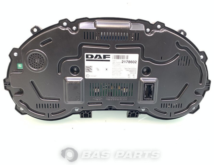 DAF CF Euro 6 - Komandna tabla za Kamion: slika 2 DAF CF Euro 6 - Komandna tabla za Kamion: slika 2