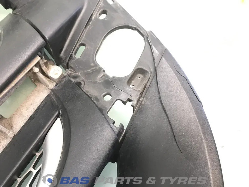 DAF Grille DAF 2048272 - Karoserija i eksterijer za Kamion: slika 4 DAF Grille DAF 2048272 - Karoserija i eksterijer za Kamion: slika 4