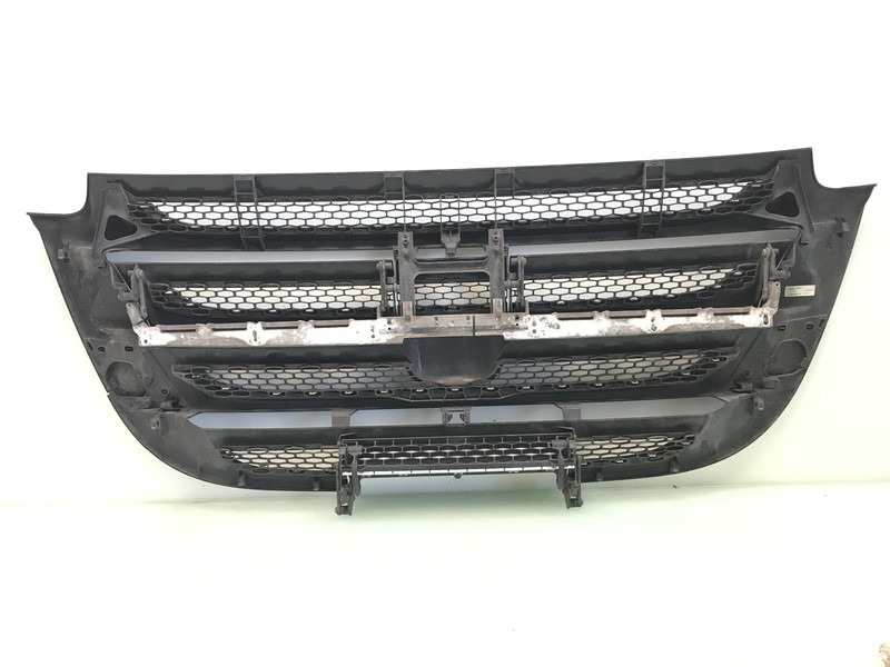 DAF Grille DAF 2048272 - Karoserija i eksterijer za Kamion: slika 2 DAF Grille DAF 2048272 - Karoserija i eksterijer za Kamion: slika 2