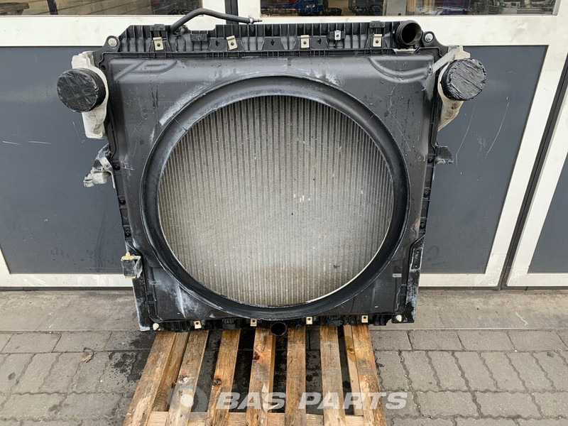 Mercedes-Benz Actros MP4 Koelerpakket Mercedes OM471LA 480 A 960 500 00 02 - Radijator za Kamion: slika 2 Mercedes-Benz Actros MP4 Koelerpakket Mercedes OM471LA 480 A 960 500 00 02 - Radijator za Kamion: slika 2