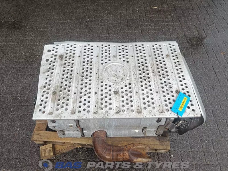 Mercedes-Benz Uitlaatdemper Mercedes A 006 490 74 12 - Prigušivač za Kamion: slika 3 Mercedes-Benz Uitlaatdemper Mercedes A 006 490 74 12 - Prigušivač za Kamion: slika 3