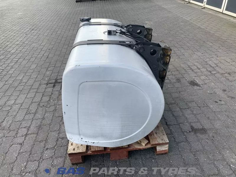 Renault - Rezervoar za gorivo za Kamion: slika 2 Renault - Rezervoar za gorivo za Kamion: slika 2