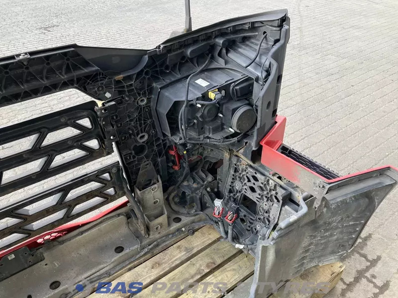 Renault T-Serie Bumper Renault 7482291437 - Branik za Kamion: slika 4 Renault T-Serie Bumper Renault 7482291437 - Branik za Kamion: slika 4