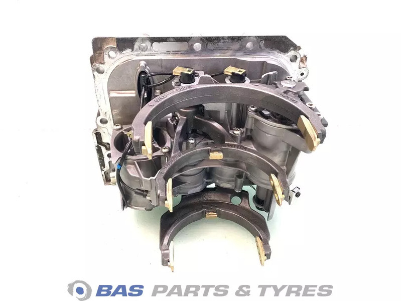 Renault Versnellingsbakdeksel Renault 7421244590 - Menjač za Kamion: slika 3 Renault Versnellingsbakdeksel Renault 7421244590 - Menjač za Kamion: slika 3