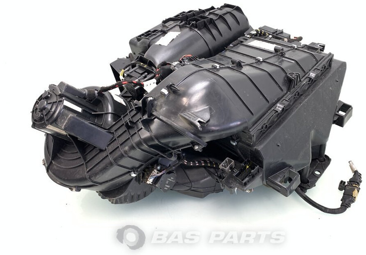 Volvo Airco systeem Volvo 82907198 - Grejanje/ Ventilacija za Kamion: slika 1 Volvo Airco systeem Volvo 82907198 - Grejanje/ Ventilacija za Kamion: slika 1