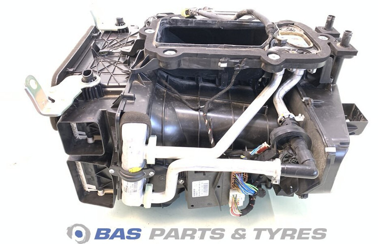 Volvo Airco systeem Volvo 82907198 - Grejanje/ Ventilacija za Kamion: slika 4 Volvo Airco systeem Volvo 82907198 - Grejanje/ Ventilacija za Kamion: slika 4