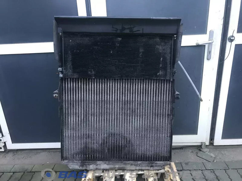 Volvo FH4 - Radijator za Kamion: slika 2 Volvo FH4 - Radijator za Kamion: slika 2