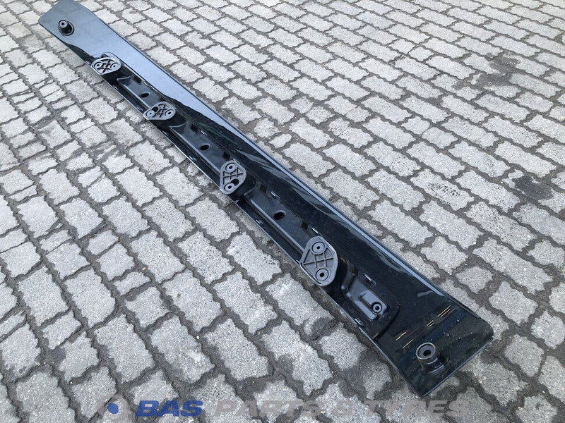 Volvo FH4 - Štitnik za sunce za Kamion: slika 3 Volvo FH4 - Štitnik za sunce za Kamion: slika 3