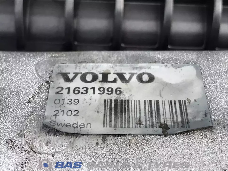 Volvo FH4 - Radijator za Kamion: slika 4 Volvo FH4 - Radijator za Kamion: slika 4