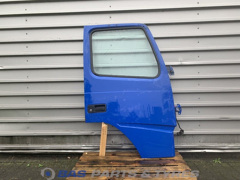 Volvo FM4 - Vrata i delovi za Kamion: slika 1 Volvo FM4 - Vrata i delovi za Kamion: slika 1