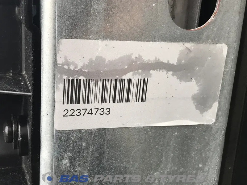 Volvo FM4 - Radijator za Kamion: slika 3 Volvo FM4 - Radijator za Kamion: slika 3
