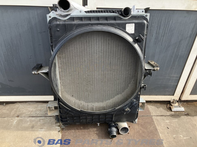 Volvo FM4 - Radijator za Kamion: slika 1 Volvo FM4 - Radijator za Kamion: slika 1