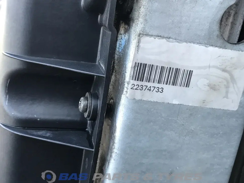 Volvo FM4 - Radijator za Kamion: slika 3 Volvo FM4 - Radijator za Kamion: slika 3