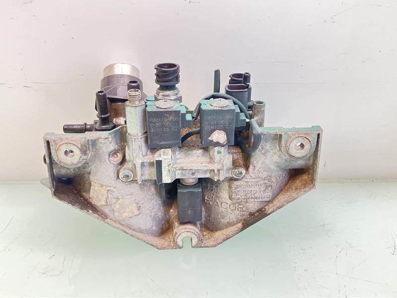Volvo - Filter za gorivo za Kamion: slika 2 Volvo - Filter za gorivo za Kamion: slika 2
