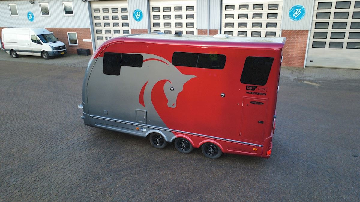 Equi-Trek Star-Treka - Prikolica za konje: slika 2 Equi-Trek Star-Treka - Prikolica za konje: slika 2