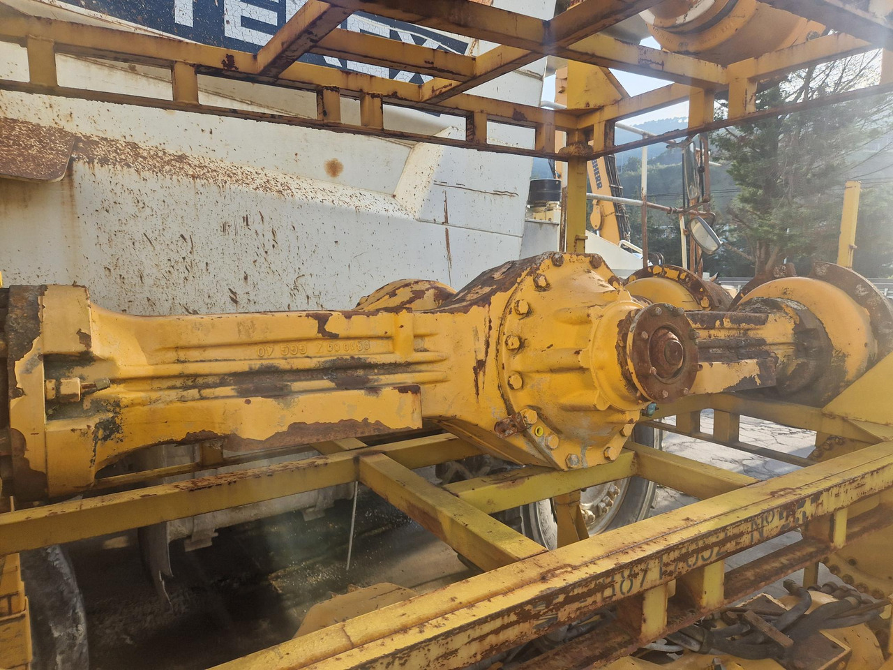 EJES ZF 407 CK y ZF409 DK Liebherr L531 - Osovina i delovi za Građevinska mašina: slika 1 EJES ZF 407 CK y ZF409 DK Liebherr L531 - Osovina i delovi za Građevinska mašina: slika 1