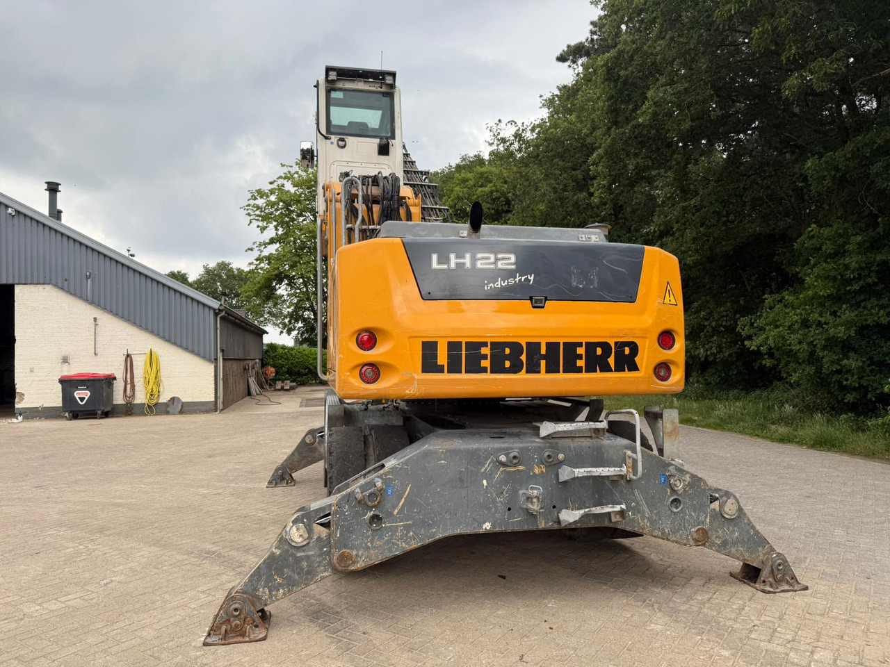 LIEBHERR LH22M - Bager za obradu otpada/ Industrije: slika 1 LIEBHERR LH22M - Bager za obradu otpada/ Industrije: slika 1