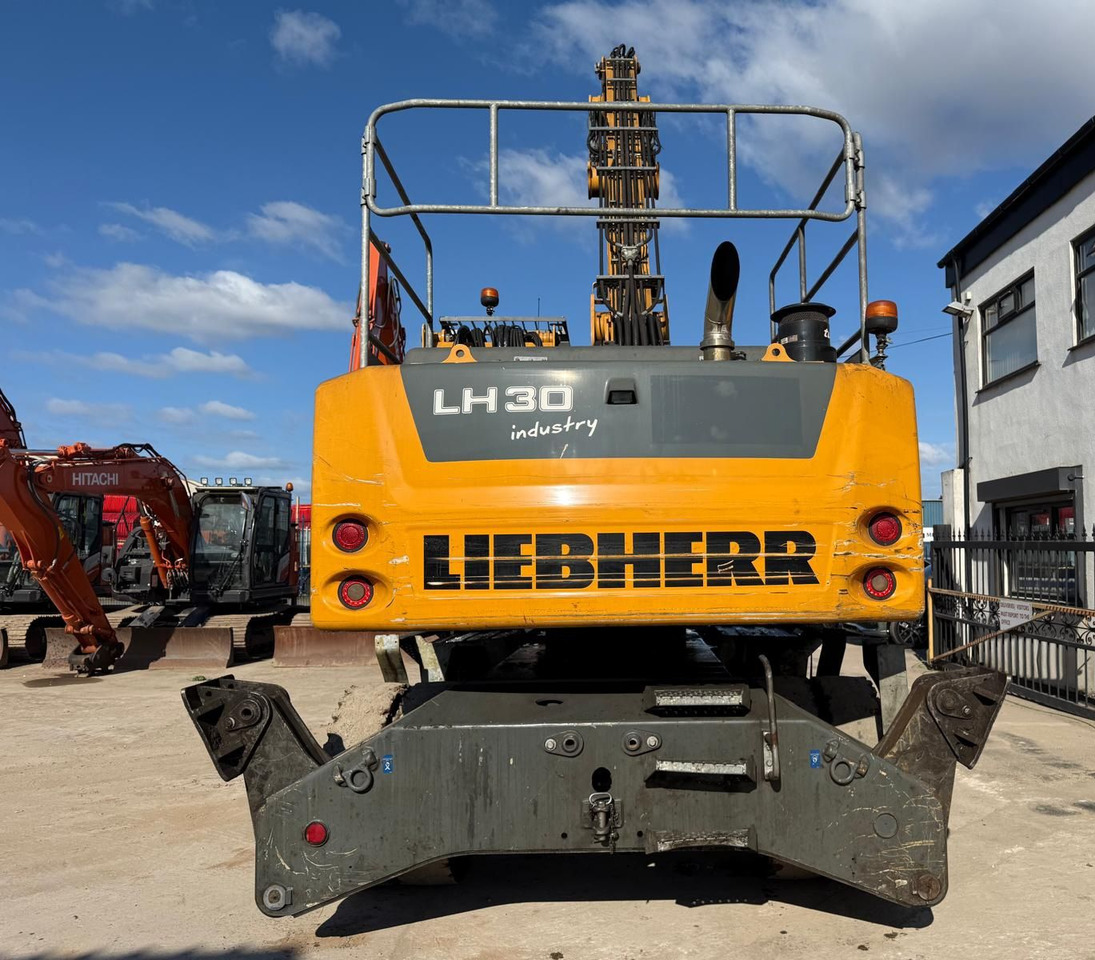 LIEBHERR LH30M - Bager za obradu otpada/ Industrije: slika 5 LIEBHERR LH30M - Bager za obradu otpada/ Industrije: slika 5