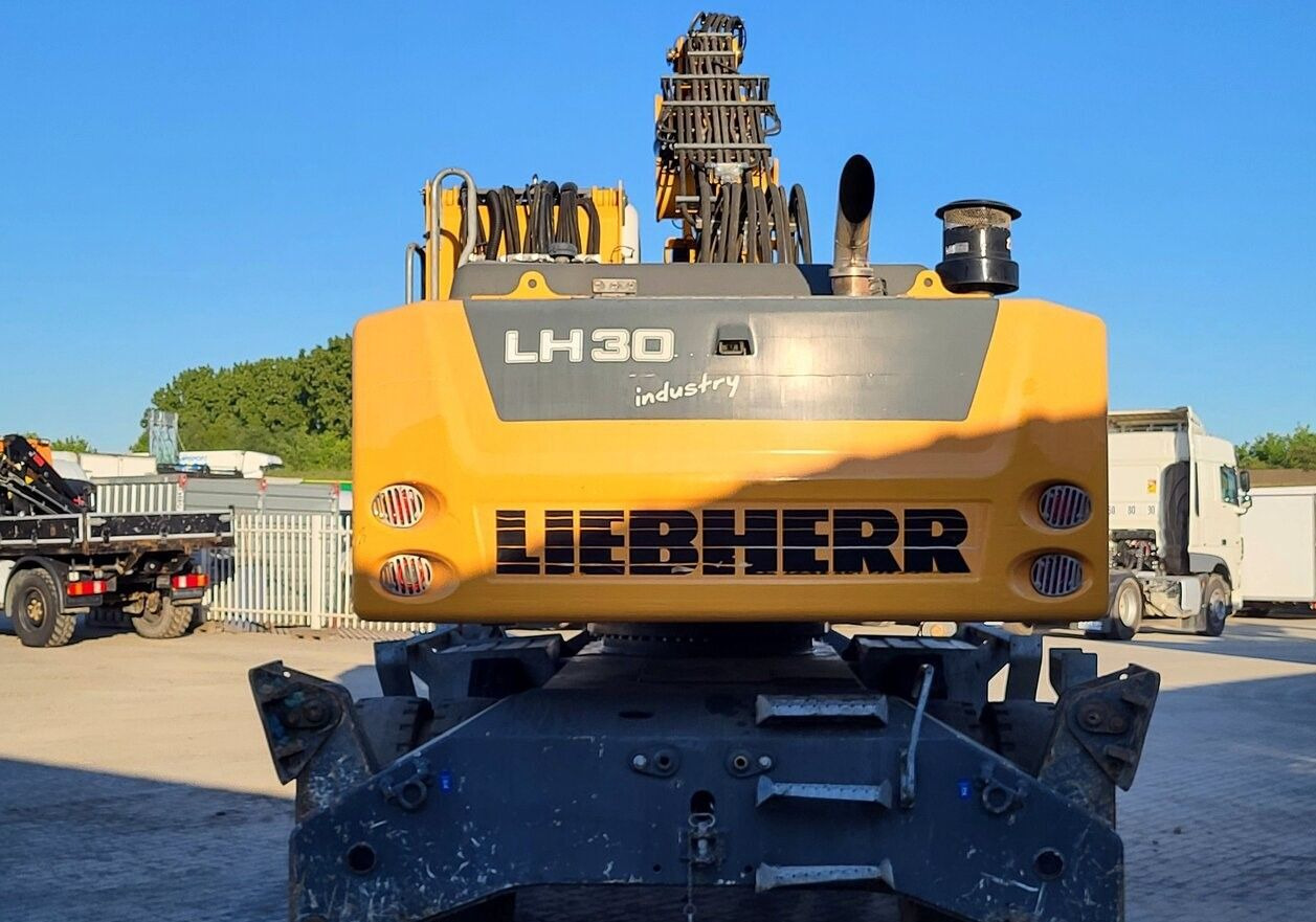 Lizing LIEBHERR LH30M LIEBHERR LH30M: slika 20 Lizing LIEBHERR LH30M LIEBHERR LH30M: slika 20