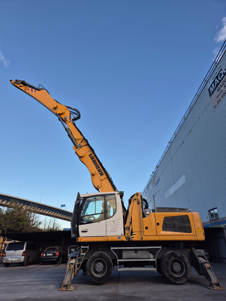 Lizing LIEBHERR LH30M LIEBHERR LH30M: slika 6 Lizing LIEBHERR LH30M LIEBHERR LH30M: slika 6
