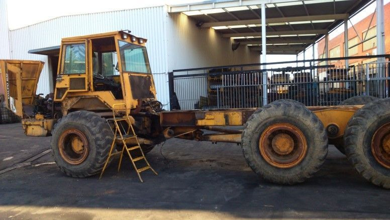 VOLVO A25B (1992) - Zglobni kiper: slika 2 VOLVO A25B (1992) - Zglobni kiper: slika 2