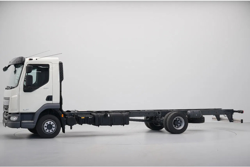 DAF LF 260 FA 12T CHASSIS DAY CAB 465WB NEW - Kamion sa golom šasijom i zatvorenom kabinom: slika 4 DAF LF 260 FA 12T CHASSIS DAY CAB 465WB NEW - Kamion sa golom šasijom i zatvorenom kabinom: slika 4