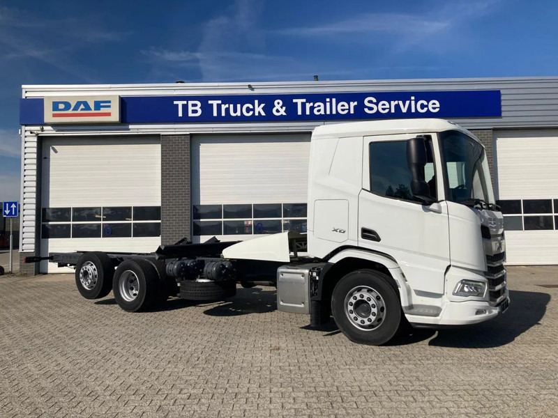 DAF XD 450 FAN CHASSIS SLEEPER CAB PTO STEERING LIFTAXLE 480WB - NEW - Kamion sa golom šasijom i zatvorenom kabinom: slika 4 DAF XD 450 FAN CHASSIS SLEEPER CAB PTO STEERING LIFTAXLE 480WB - NEW - Kamion sa golom šasijom i zatvorenom kabinom: slika 4